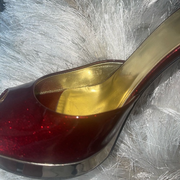 Rare Vintage Gucci Candy Apple Red Peep Toe Heels w/ Gold Platform & Ankle - Picture 4 of 11